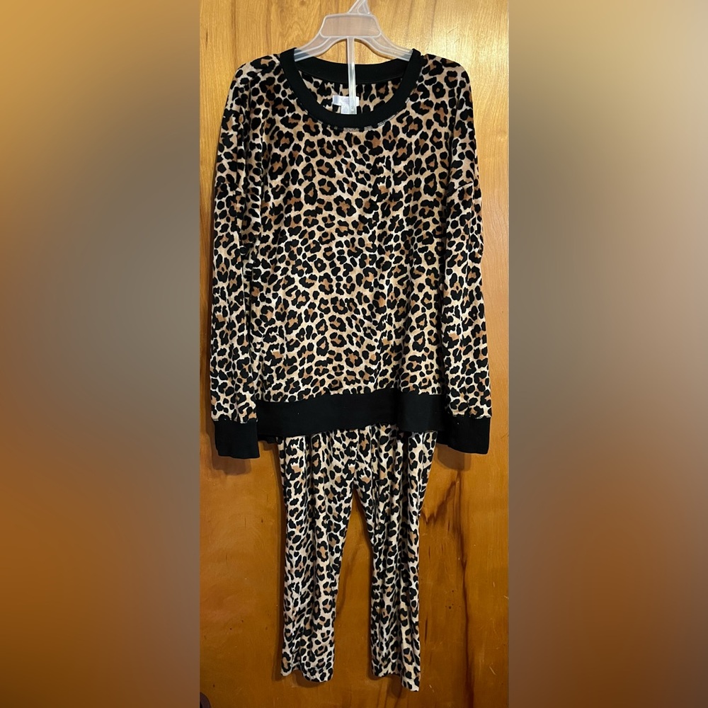 Leopard outfit